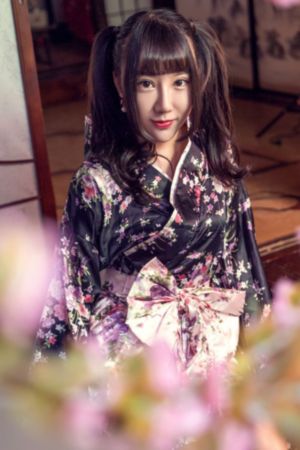 欧美美女喷水_免费观看字幕